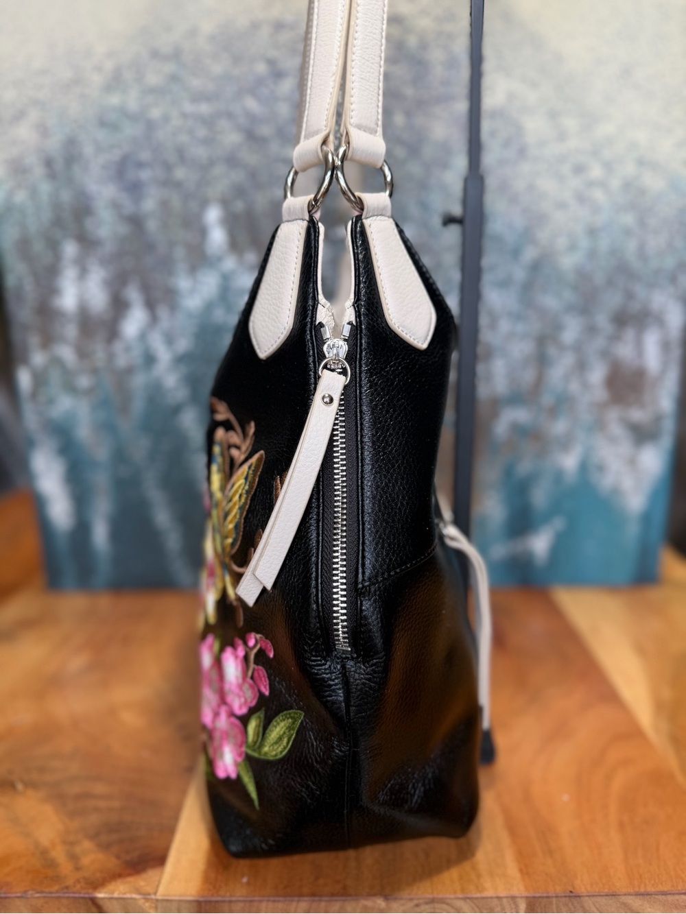 Sharif Satchels - Picture 6 of 15